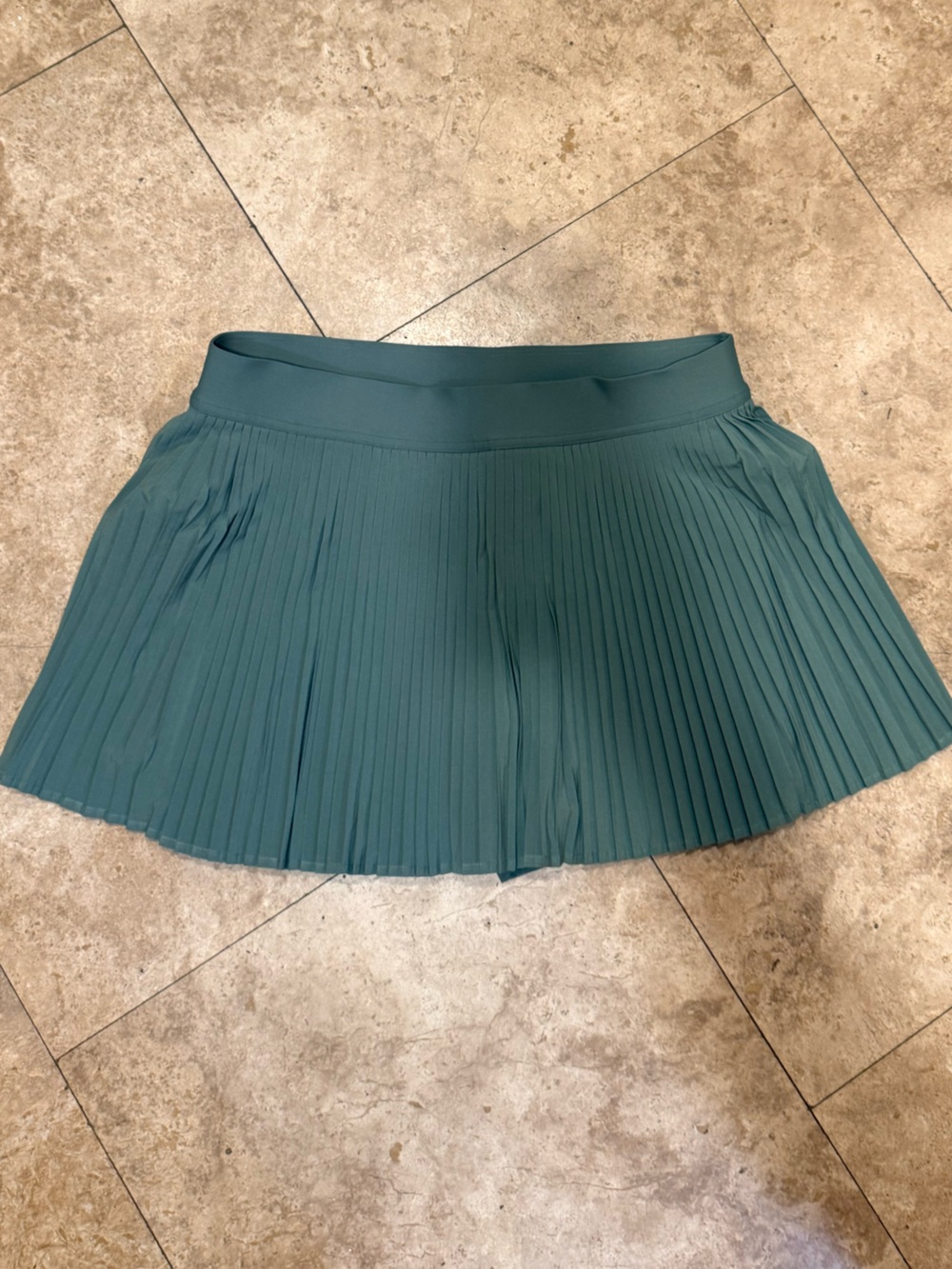 lululemon athletica Pleated army green Skater Skirt